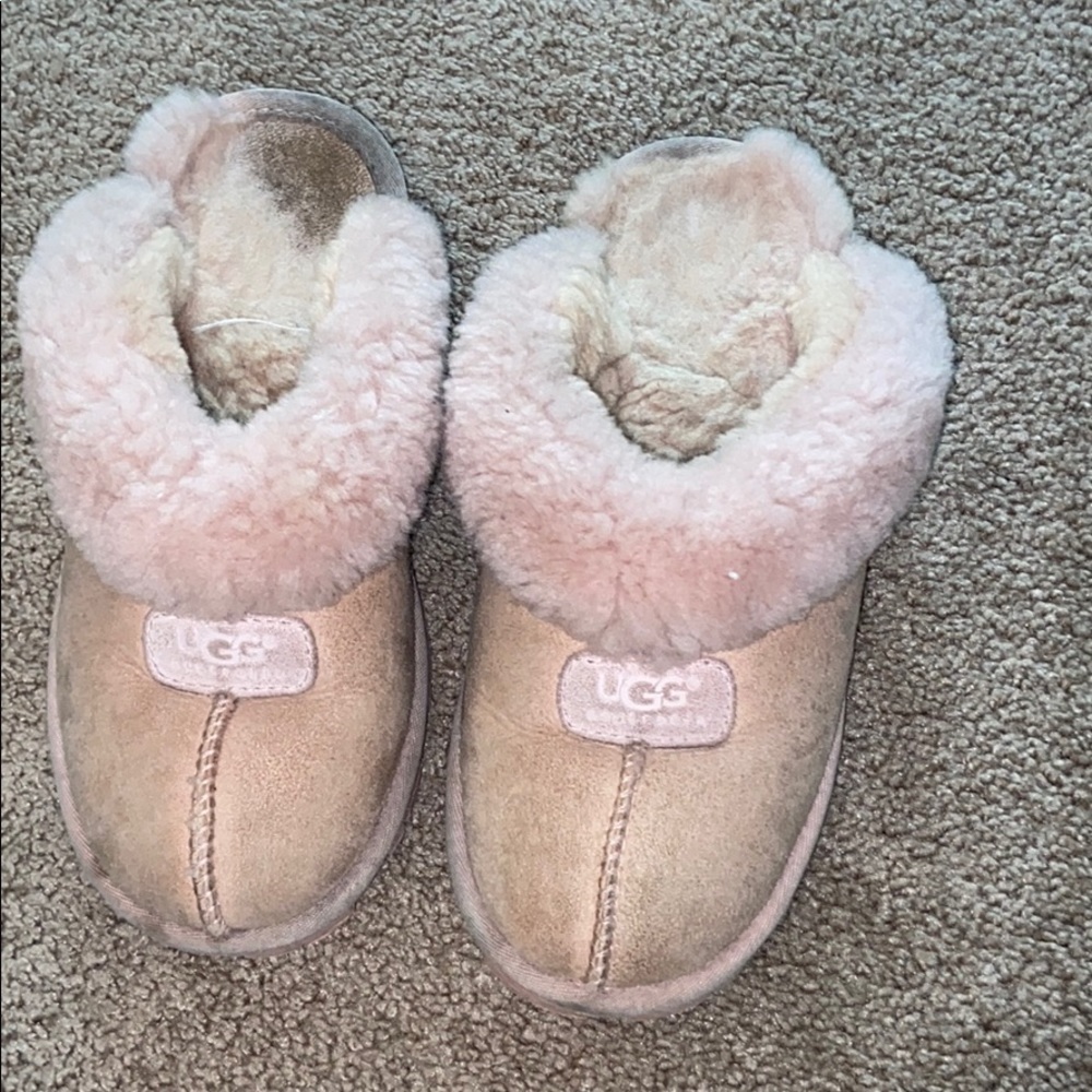 Ugh pink slippers lots of wear!